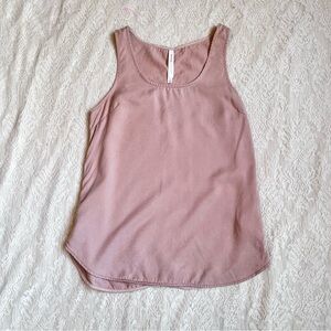 Babaton The Group scoop neck tank